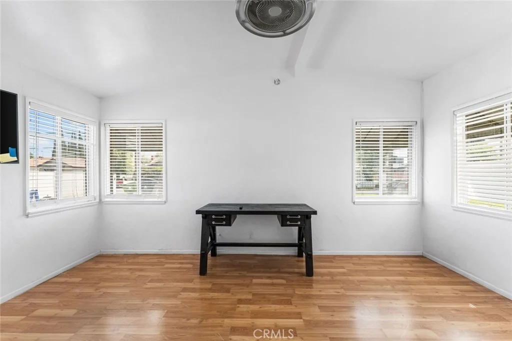 Photo of 7431 Vanalden