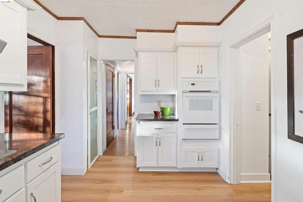 Photo of 1101 Amador Ave
