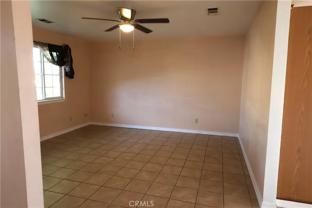 Photo of 693 Fripp