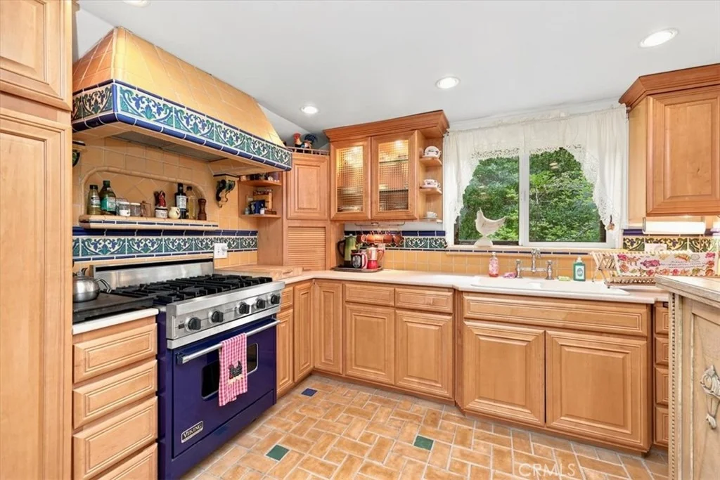 Photo of 24818 Felsen Drive