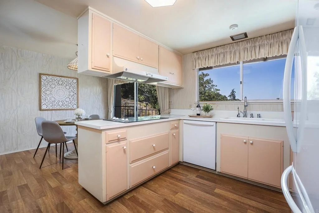 Photo of 11238 ROLLING HILLS DR