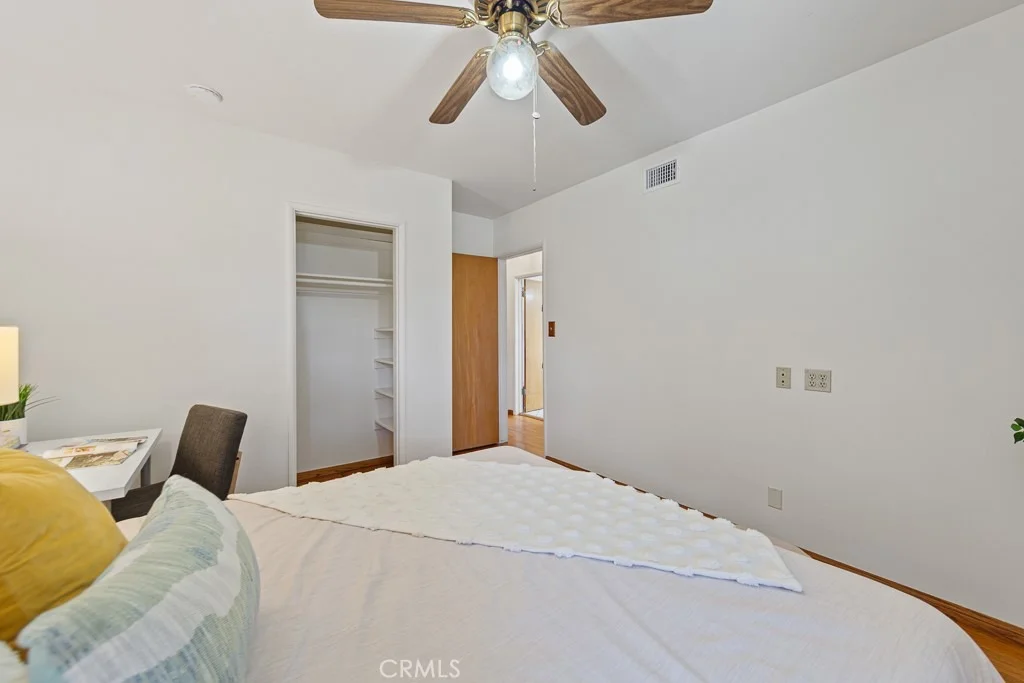 Photo of 868 Stevely