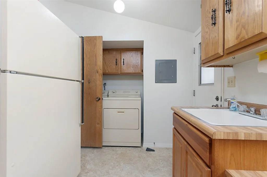 Photo of 1635 Lotus Glen