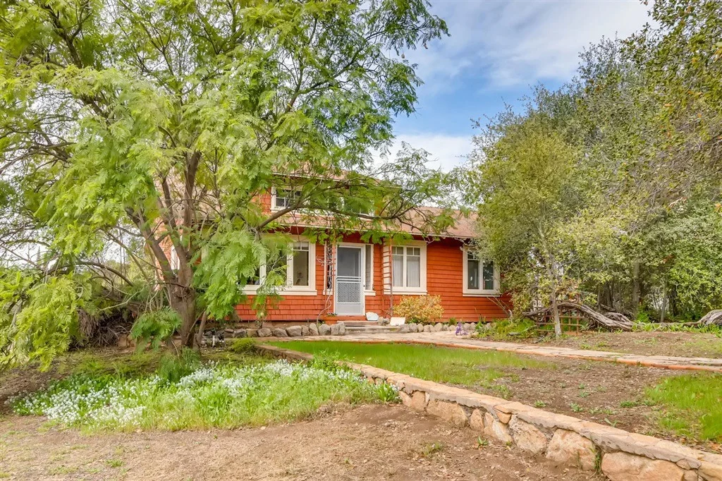 Photo of 8869 Los Coches Rd