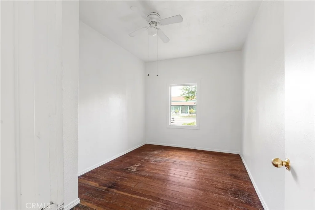 Photo of 818 6th Avenue