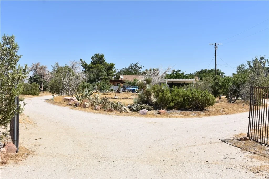 Photo of 6293 Backus Road