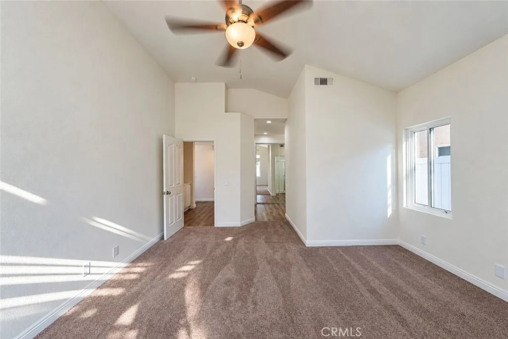 Photo of 30051 Shoreline