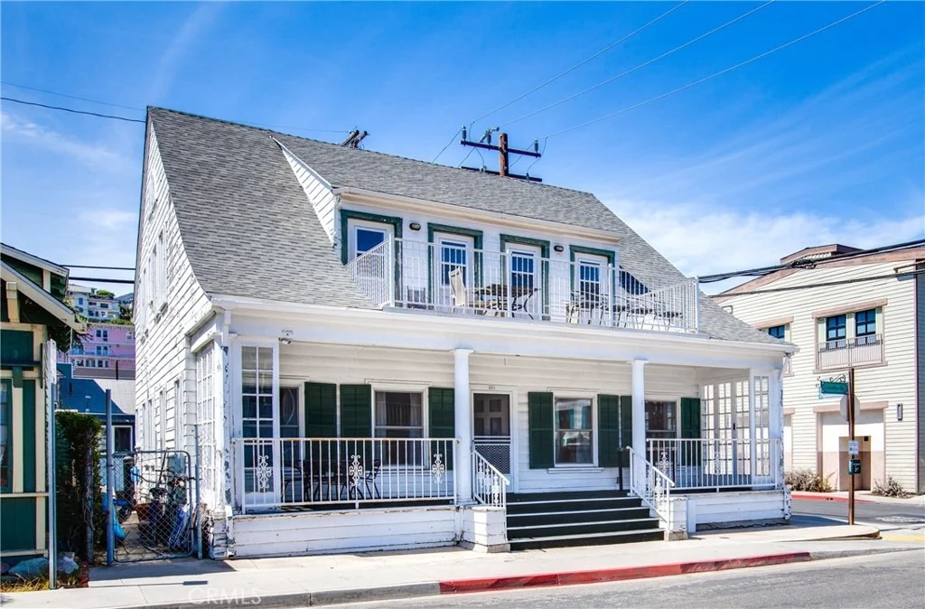 Photo of 301 Catalina
