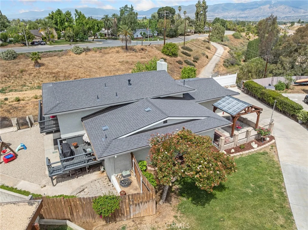 Photo of 1510 Pamela