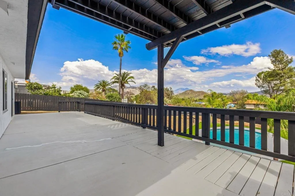 Photo of 16333 Oak Springs Drive