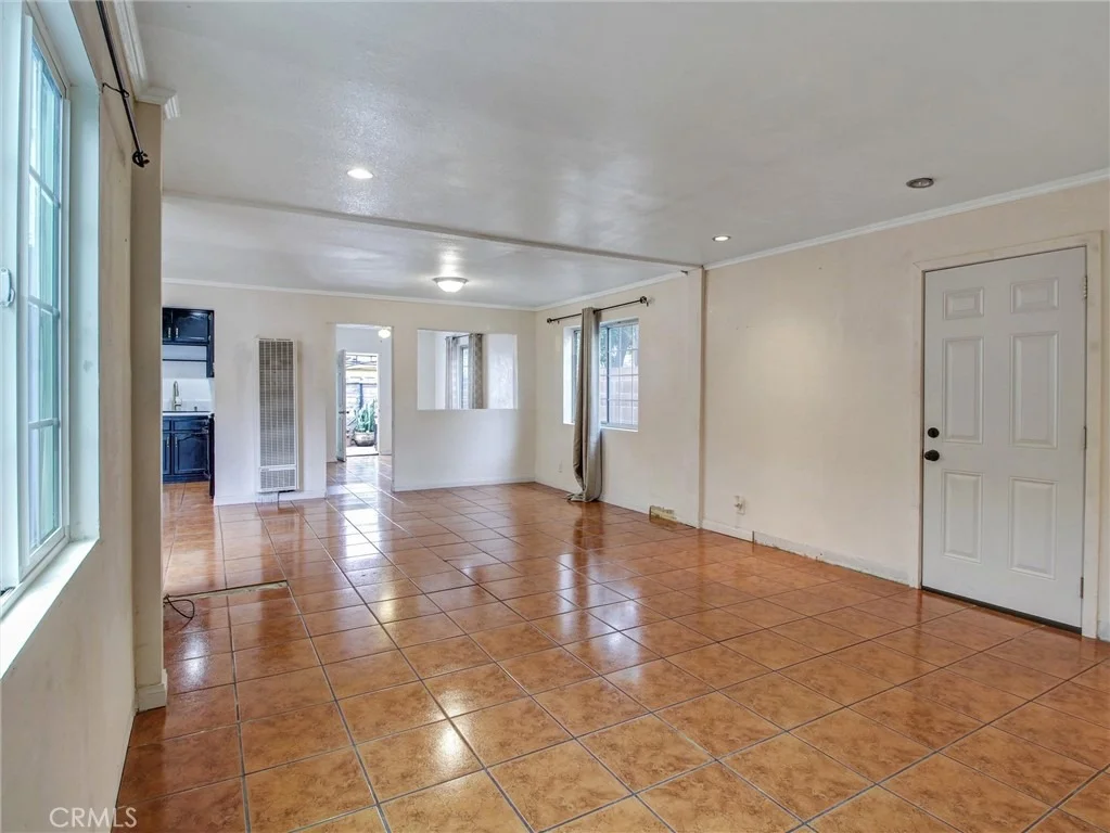 Photo of 110 W Forhan Street