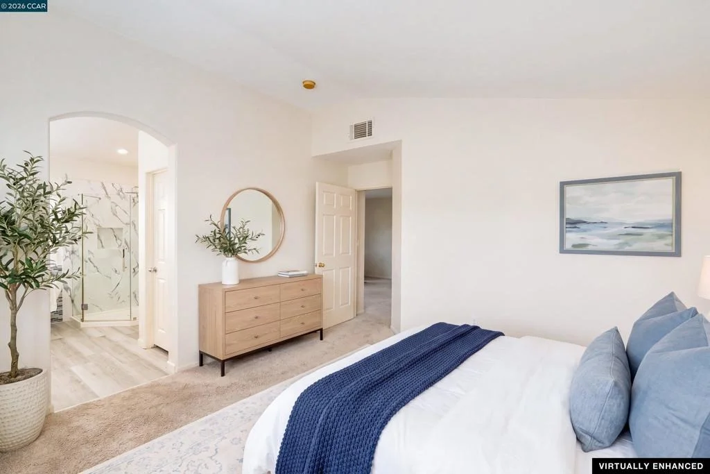 Photo of 1049 Feather Cir