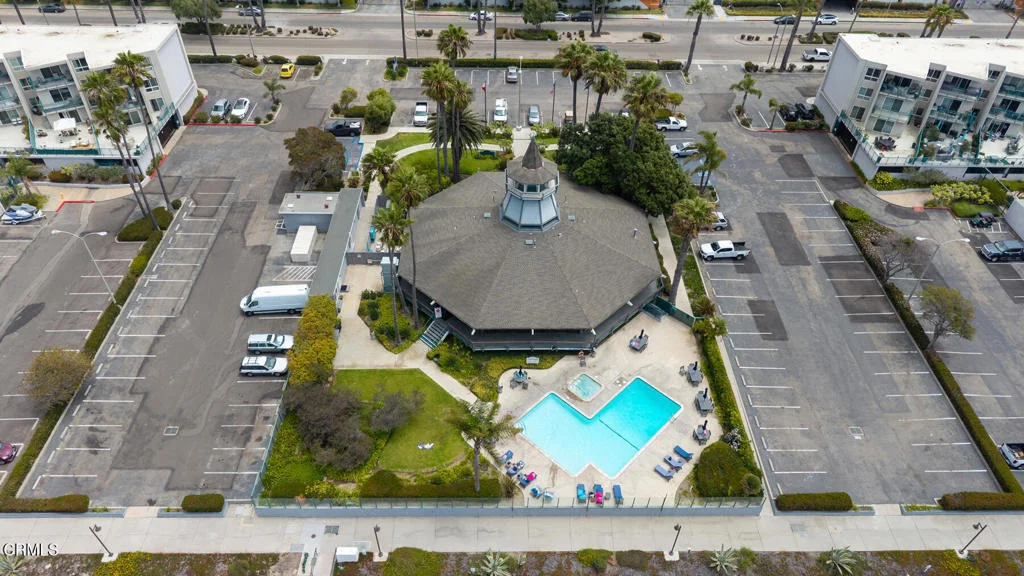 Photo of Unit 218 at 3101 Peninsula Road