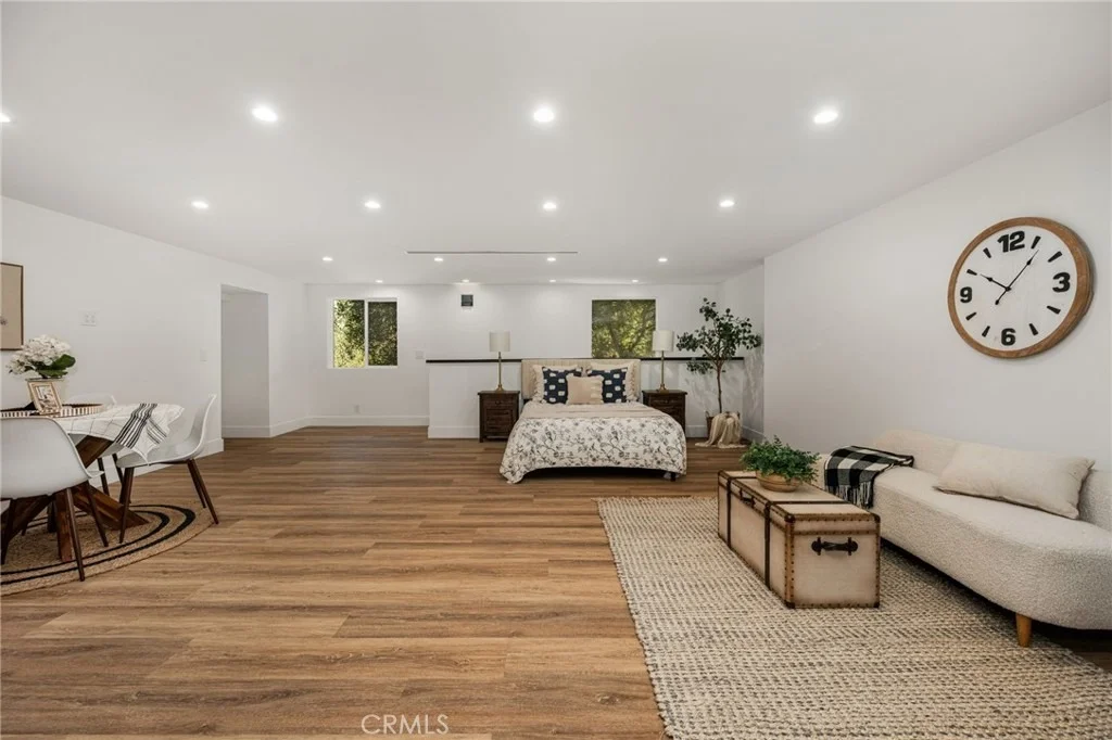Photo of 3566 Beverly Glen