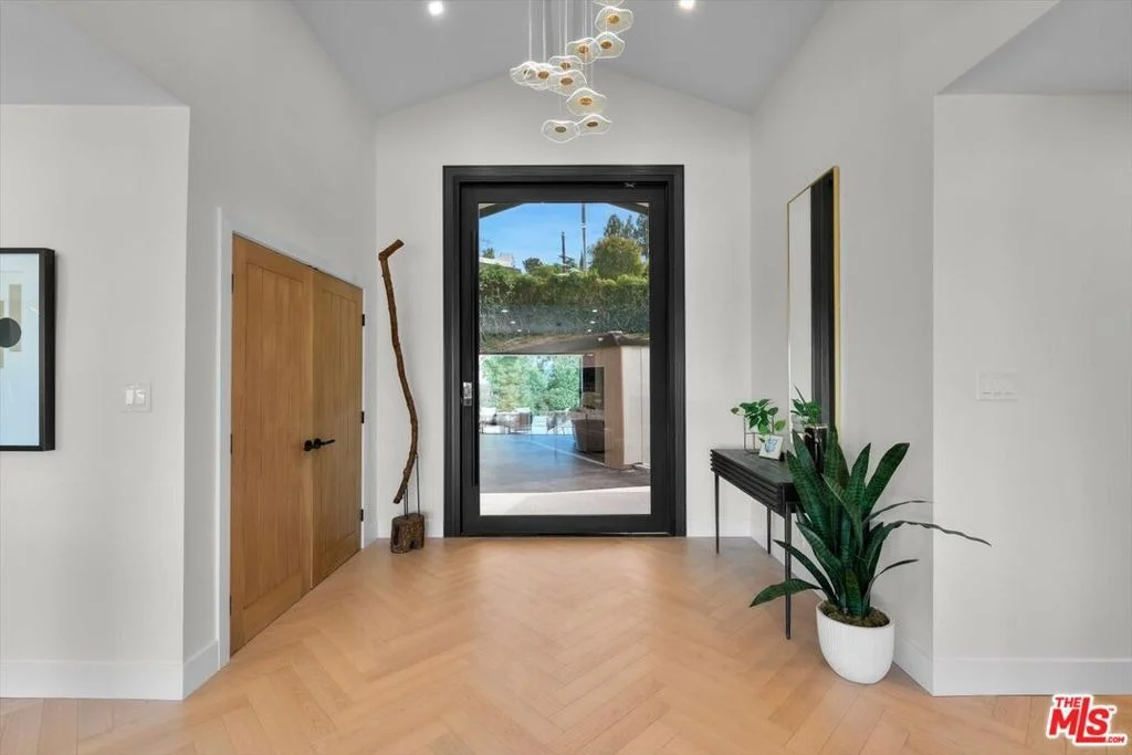 Photo of 4847 Brewster Drive