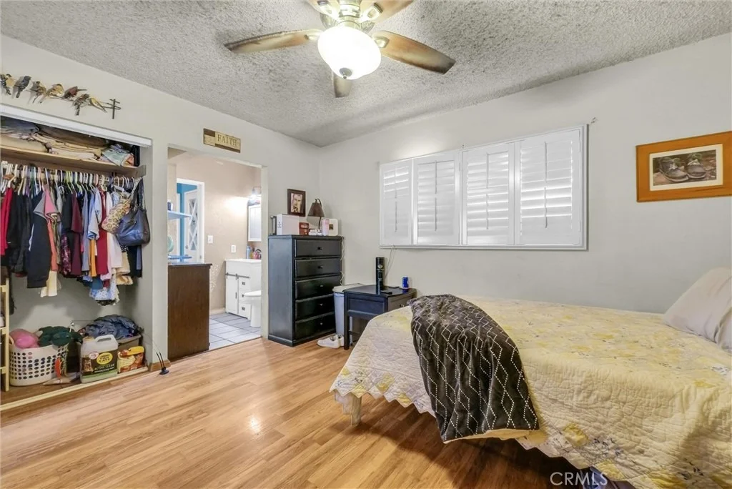 Photo of 1281 Clinton Court