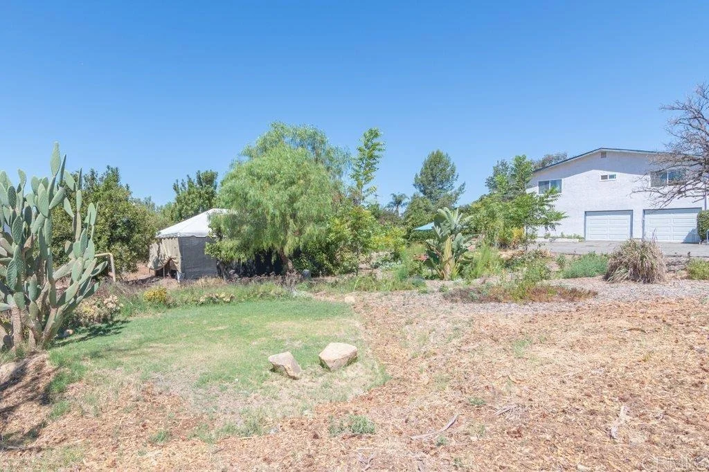 Photo of 5741 Rainbow Heights Road