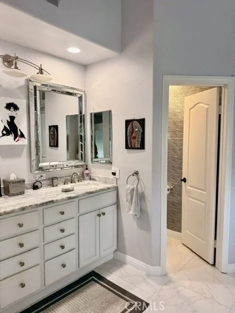 Photo of 3595 Mapleknoll