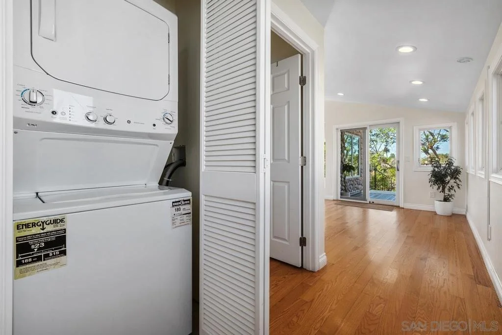 Photo of 4282 Middlesex Drive