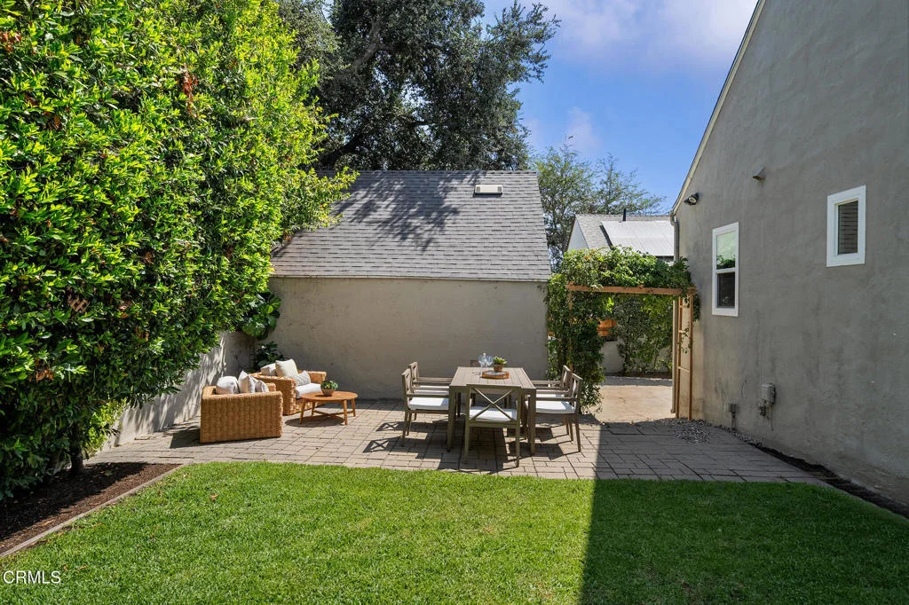 Photo of 2370 Catherine Road