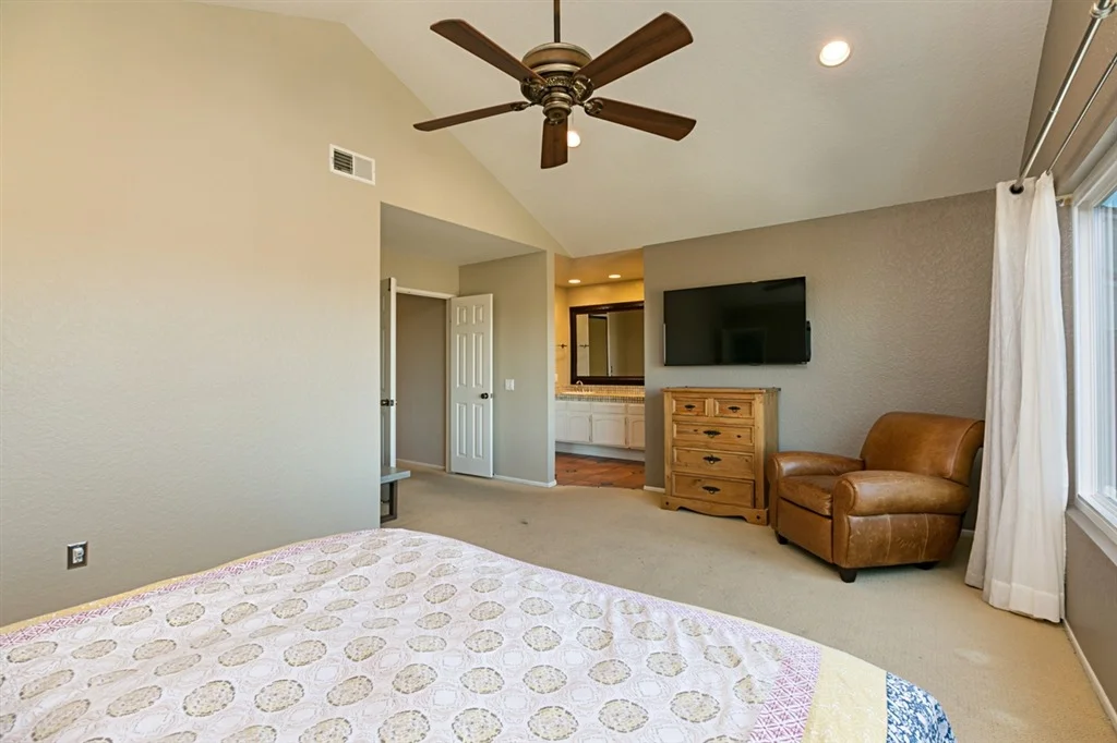 Photo of 1418 Village View Rd