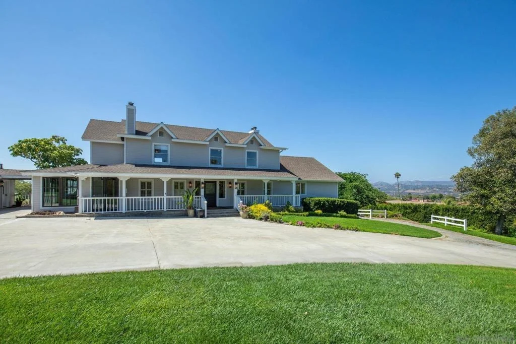Photo of 2613 Sunset Hills