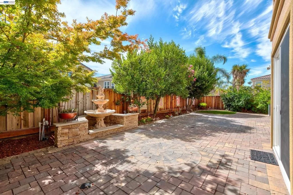 Photo of 4951 GRAYHAWK CT