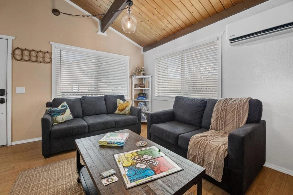 Photo of 2165 5th Lane