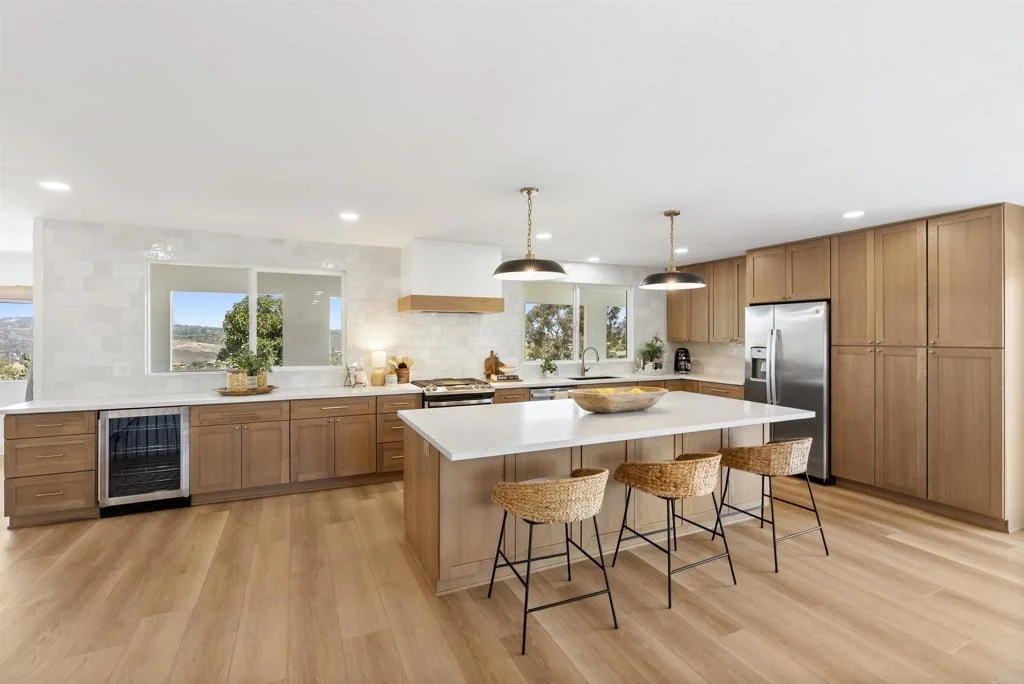 Photo of 1140 Evergreen Lane