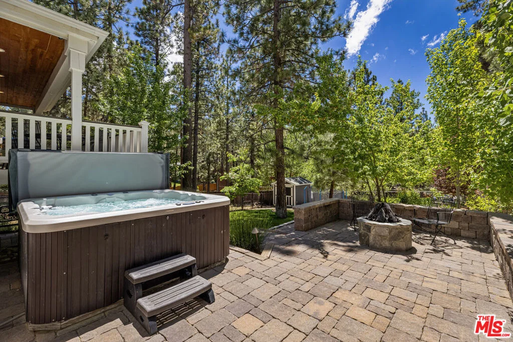 Photo of 208 Knoll Road