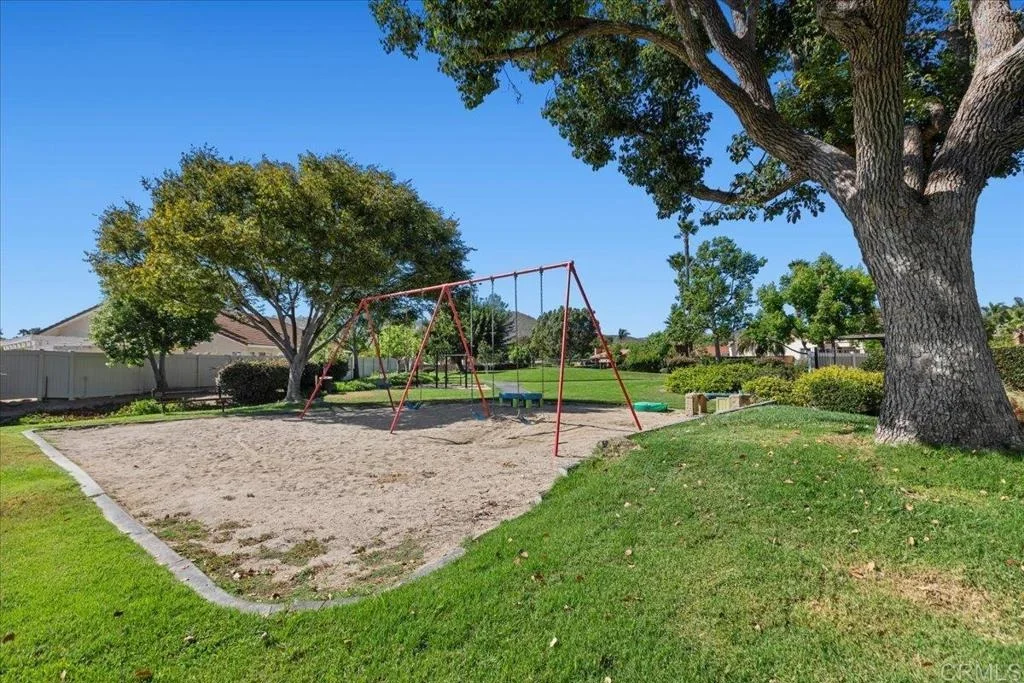 Photo of 4972 Lake Shore Court