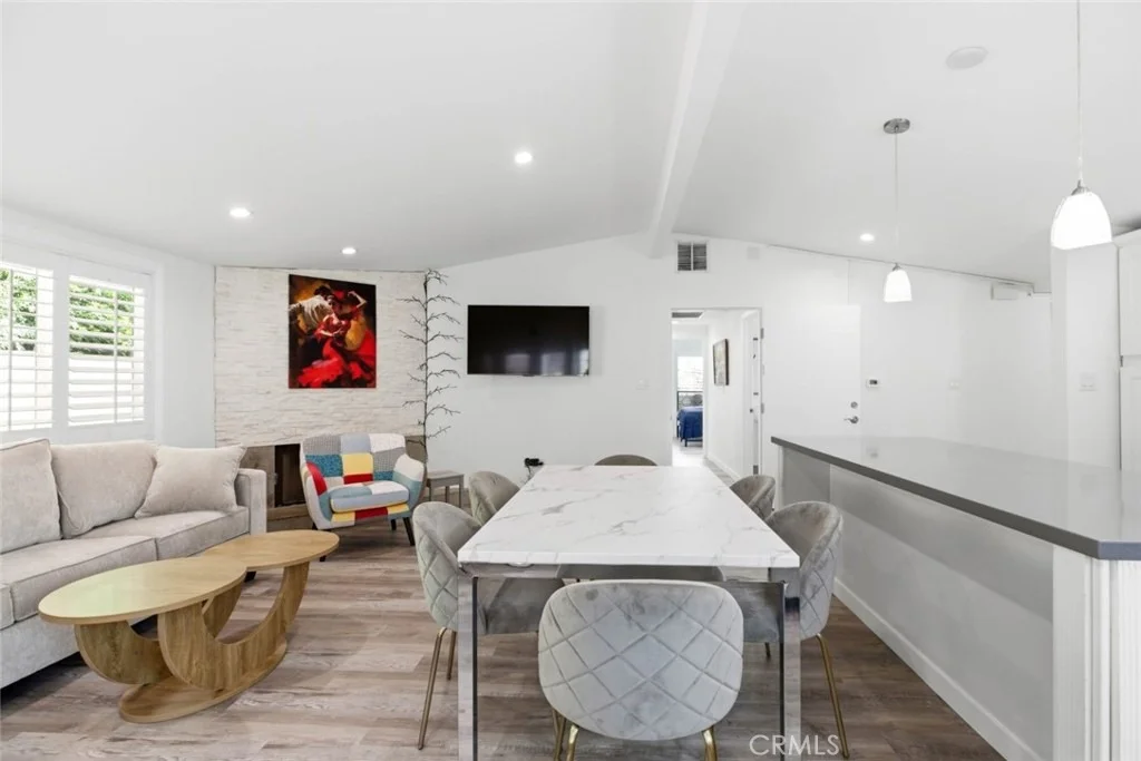 Photo of 301 W Ashby Street