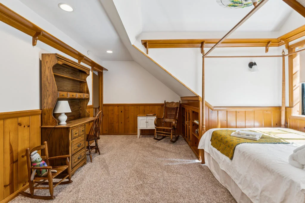Photo of 414 Pioneer Road