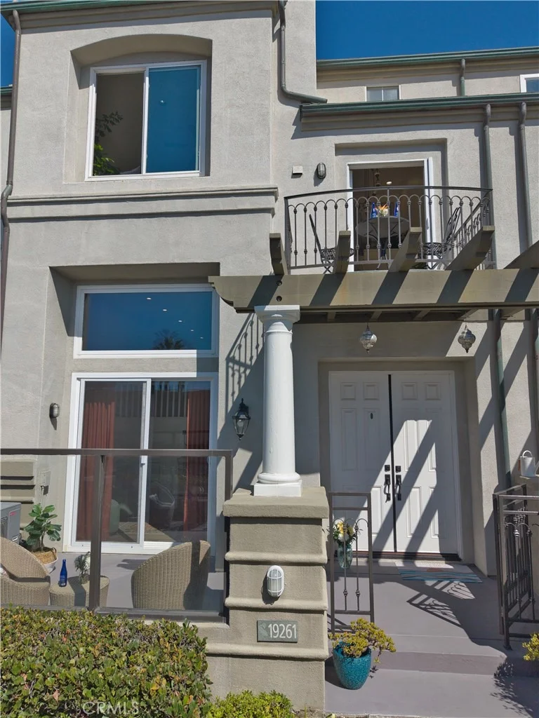 Photo of 19261 SURFVIEW Drive
