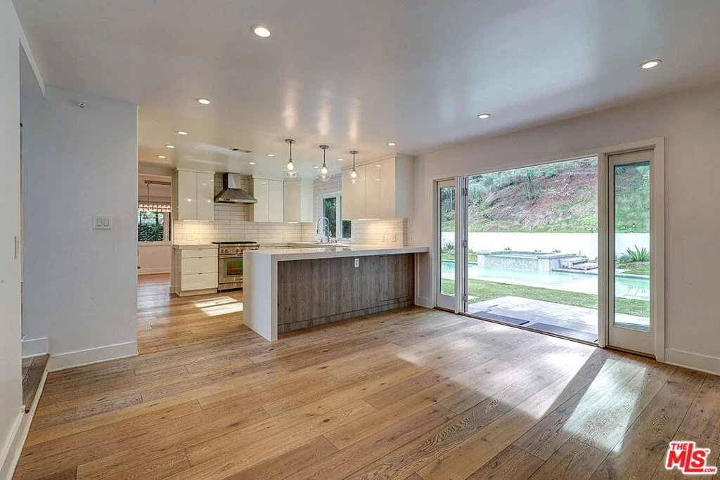 Photo of 10832 Wrightwood Lane