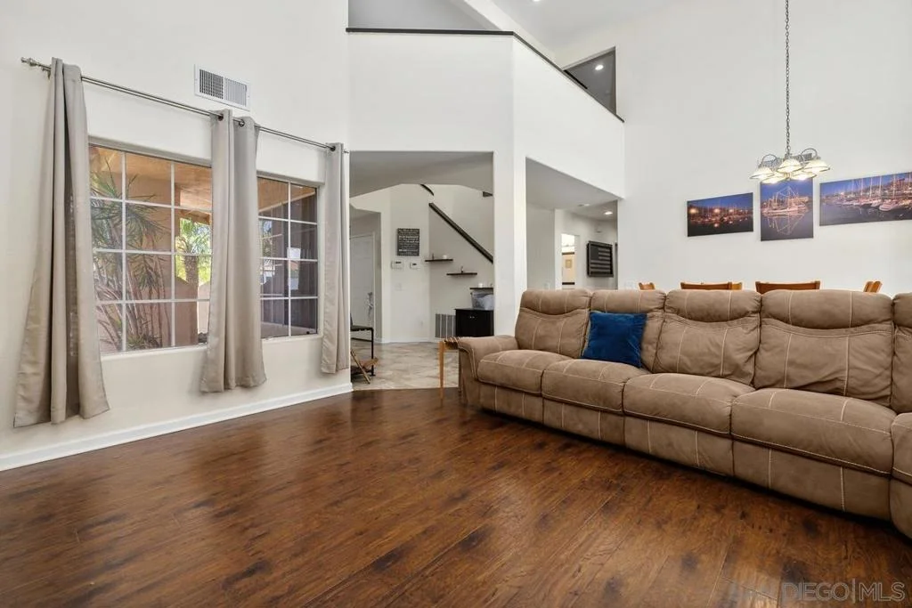 Photo of 575 Port Harwick