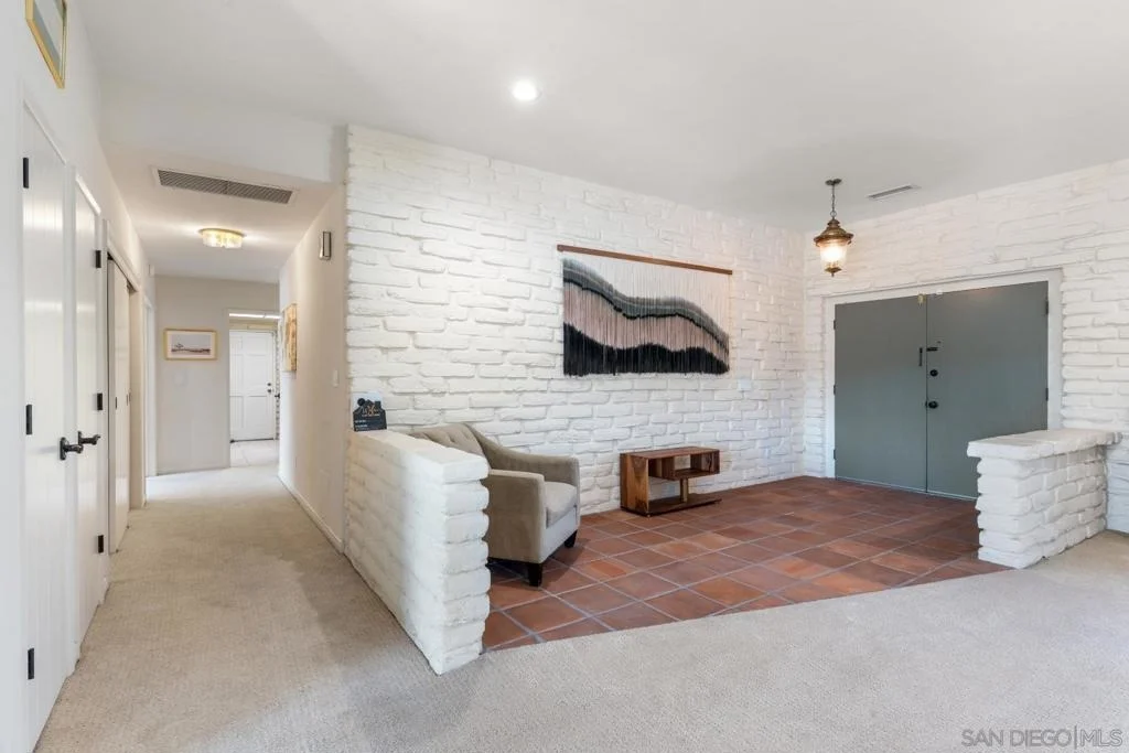 Photo of 2422 Peet Lane