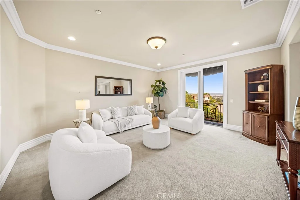 Photo of 325 N Terrace View