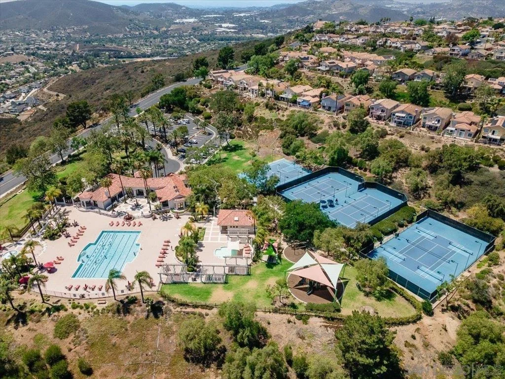 Photo of 2279 Bear Rock