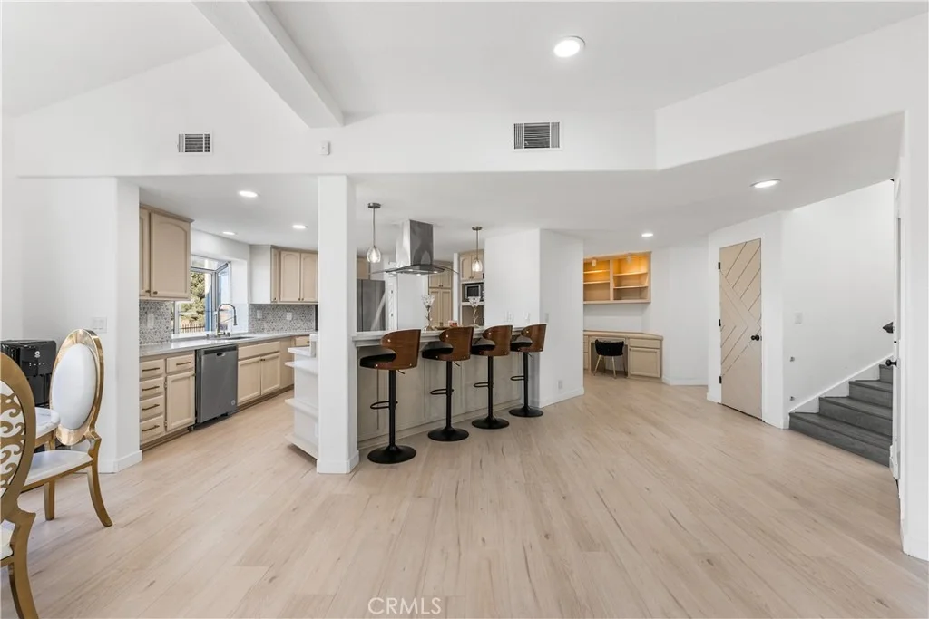 Photo of 6710 Sycamore