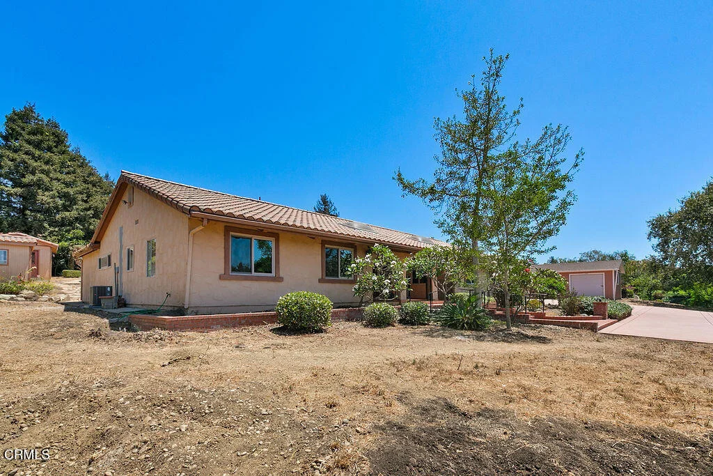 Photo of 567 N Avocado Place