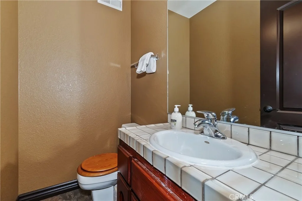 Photo of 43850 Yosemite Drive