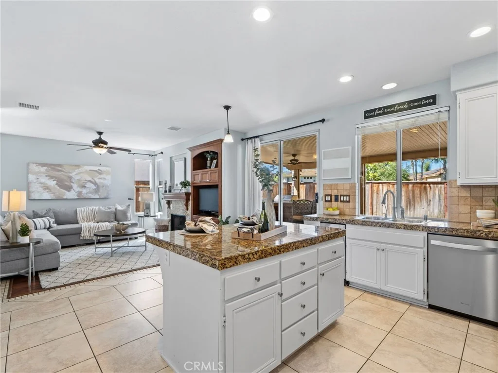Photo of 3323 Avocado Vista