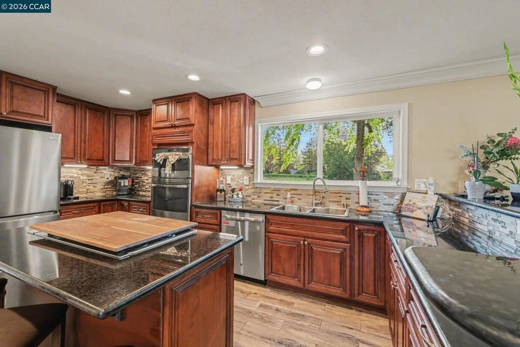 Photo of 2035 Sherman Dr