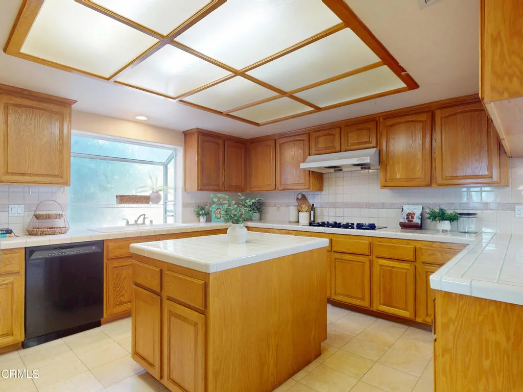 Photo of 717 Sharon Road