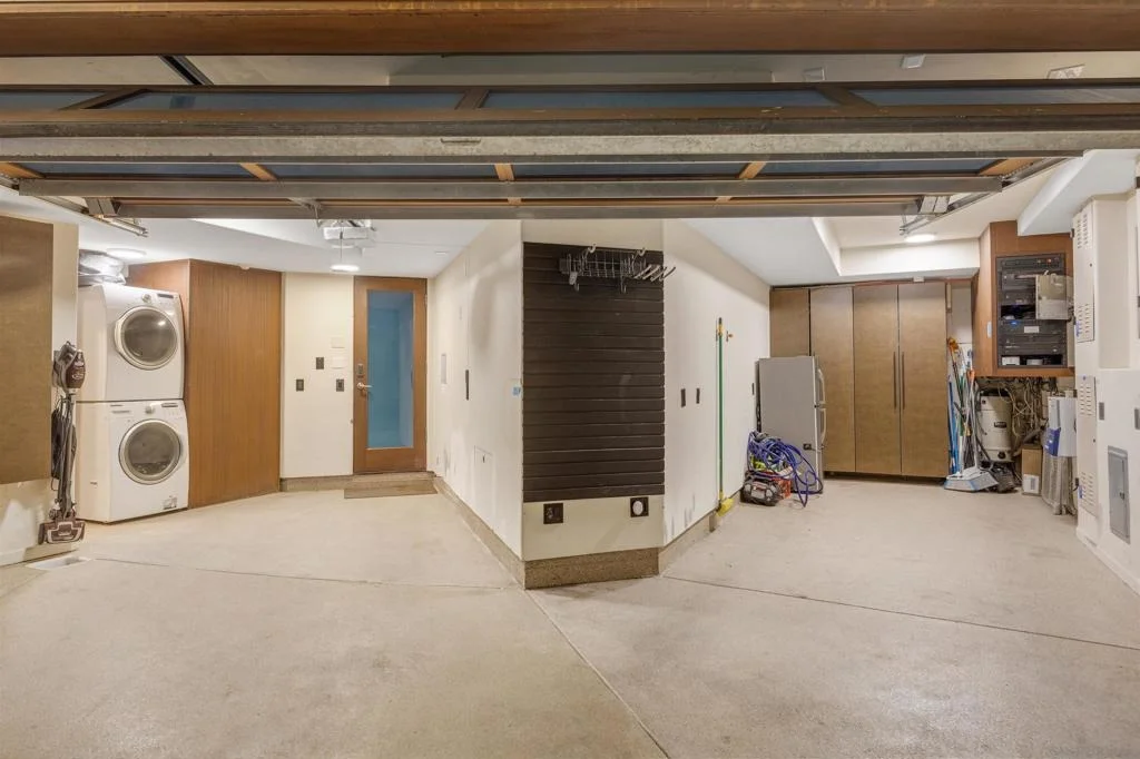 Photo of 3921 Ocean Front Walk