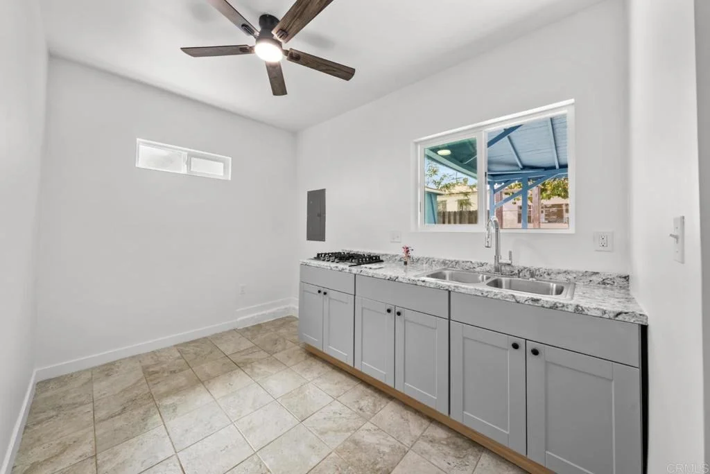 Photo of 515 Iona Drive