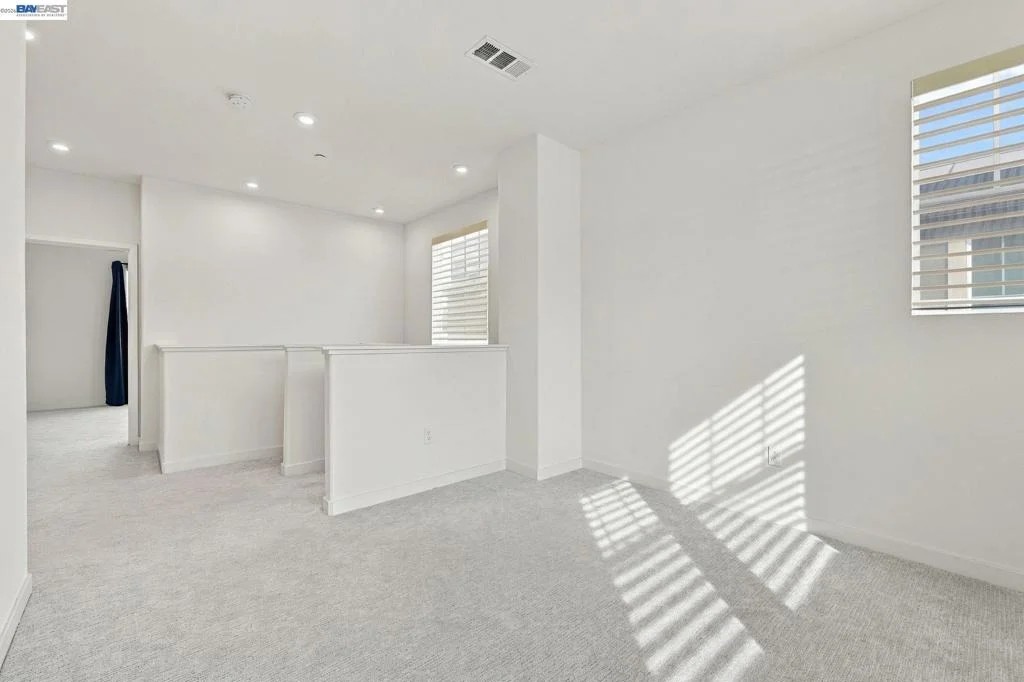 Photo of 617 Whisper Ln