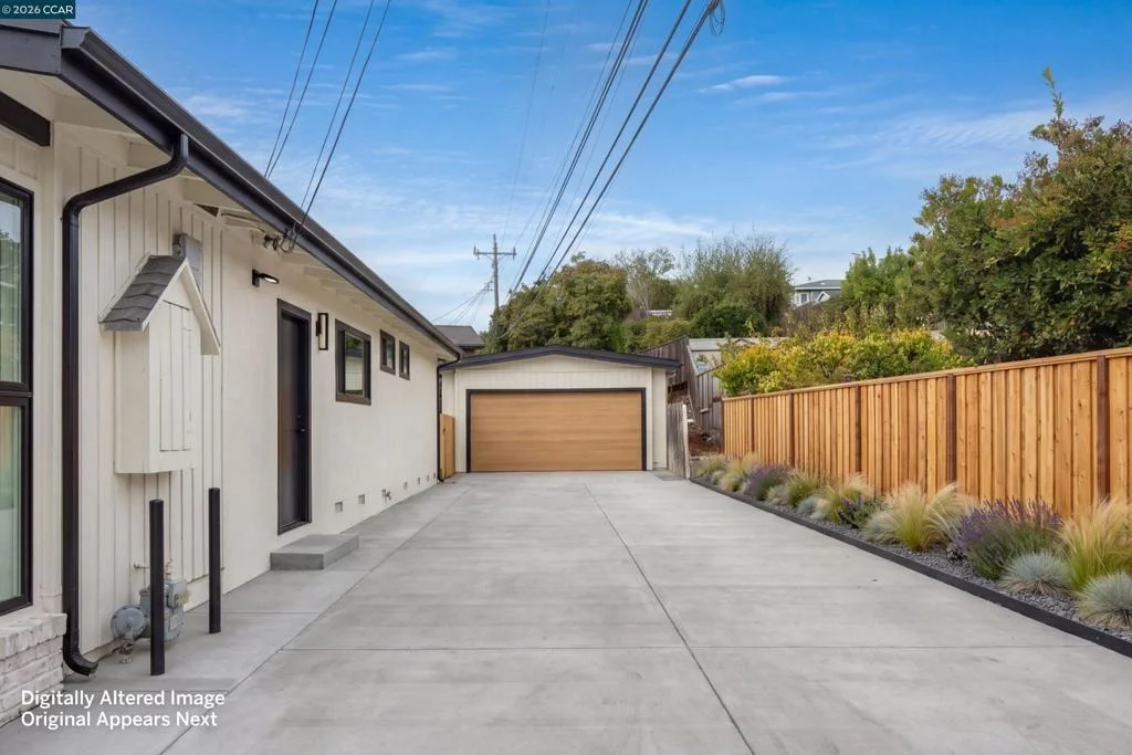 Photo of 898 Lomita Ave