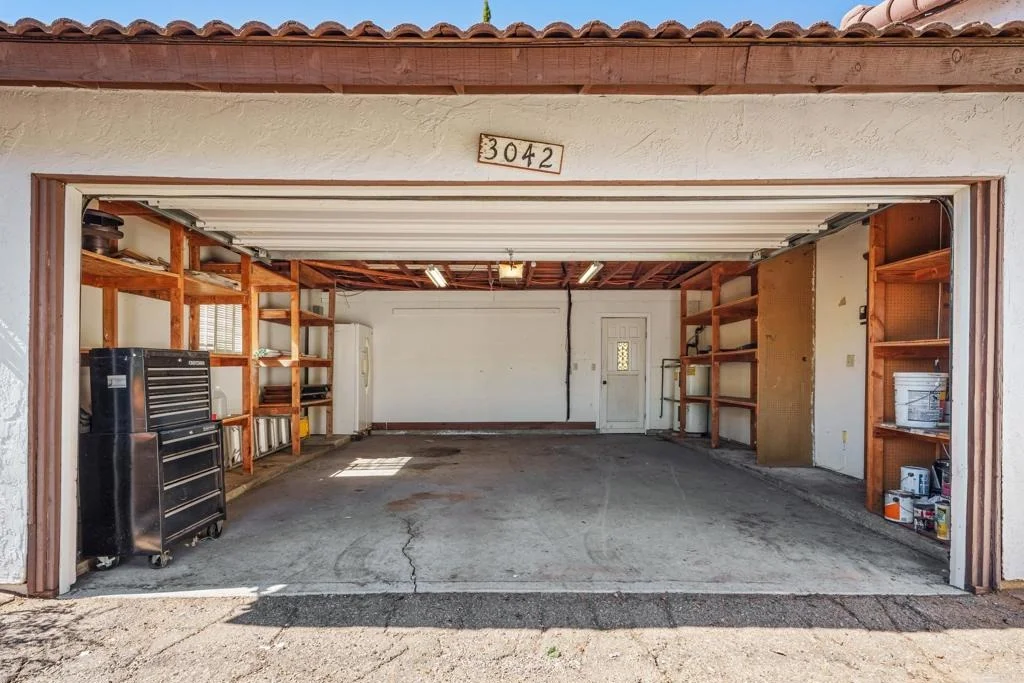 Photo of 3042 Holly Rd